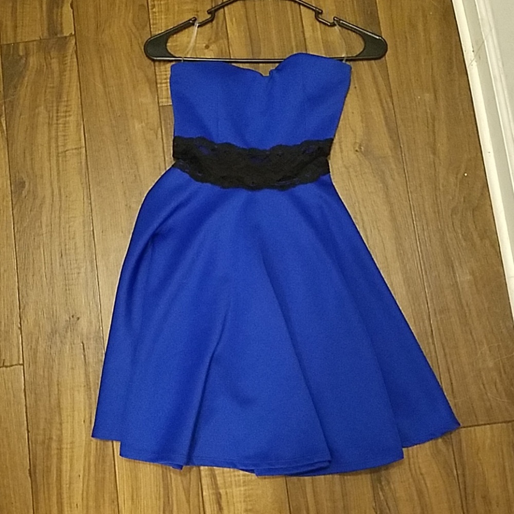 Strapless blue dress